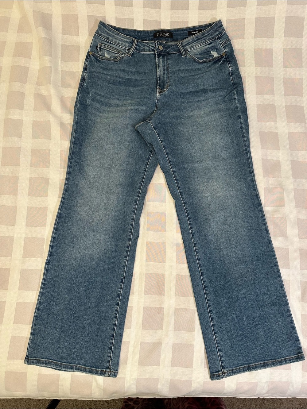 👖💙 NWOT Judy Blue Jeans, 16W, Wide leg, Slightly Distressed